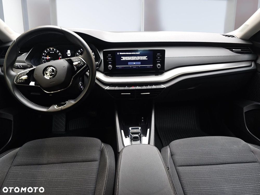 Skoda Octavia 2.0 TDI Ambition DSG - 8