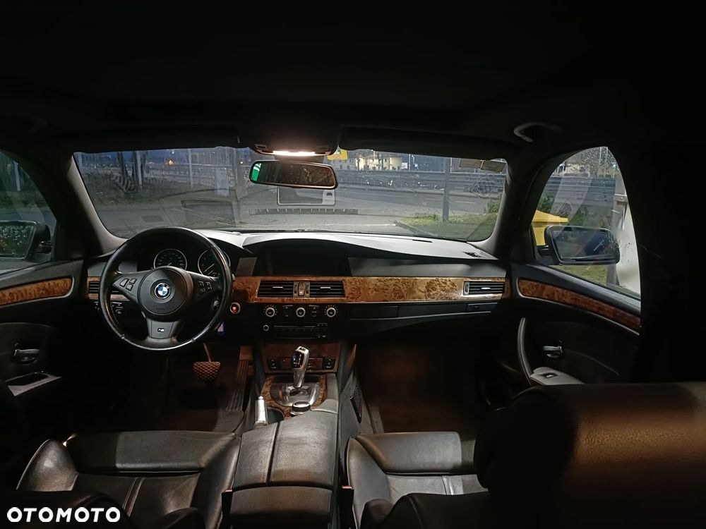 BMW Seria 5 530i xDrive Edition Exclusive - 17