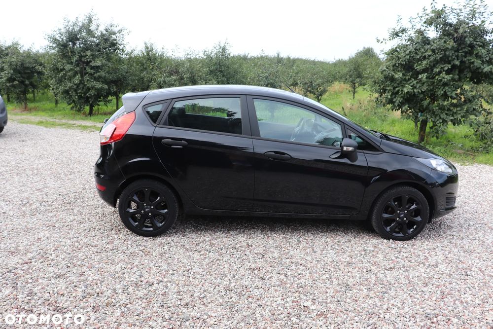 Ford Fiesta 1.25 Celebration - 7
