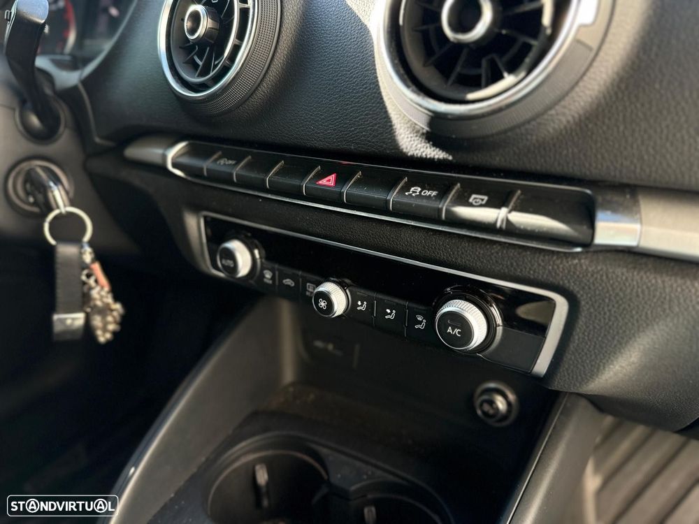 Audi A3 Sportback 30 TFSI S-line - 12