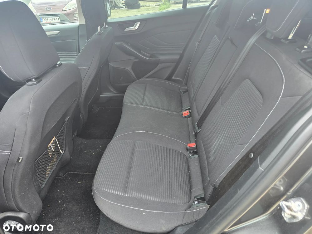 Ford Focus 1.5 EcoBlue STart-Stopp-System TITANIUM - 11