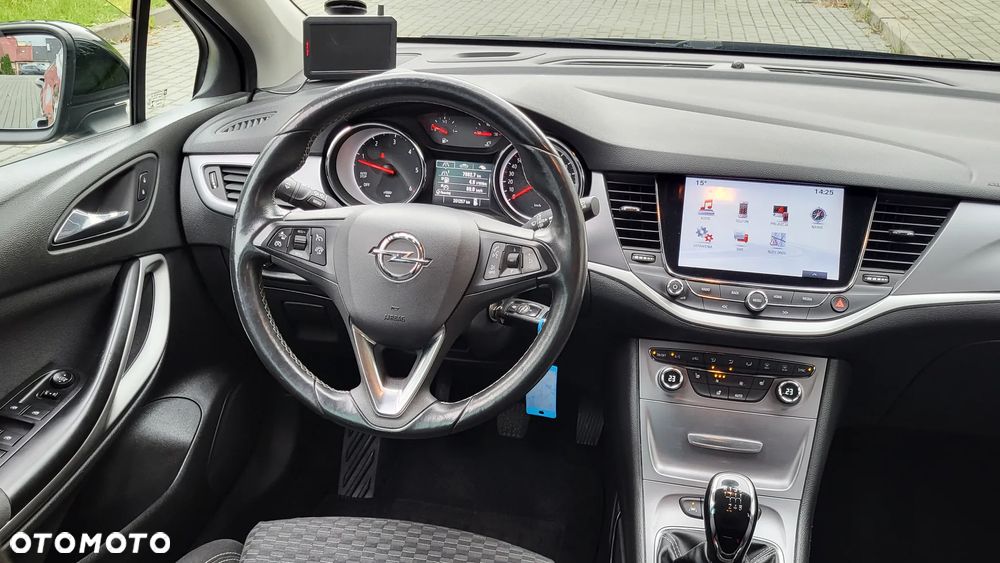 Opel Astra 1.6 D Start/Stop Business - 11