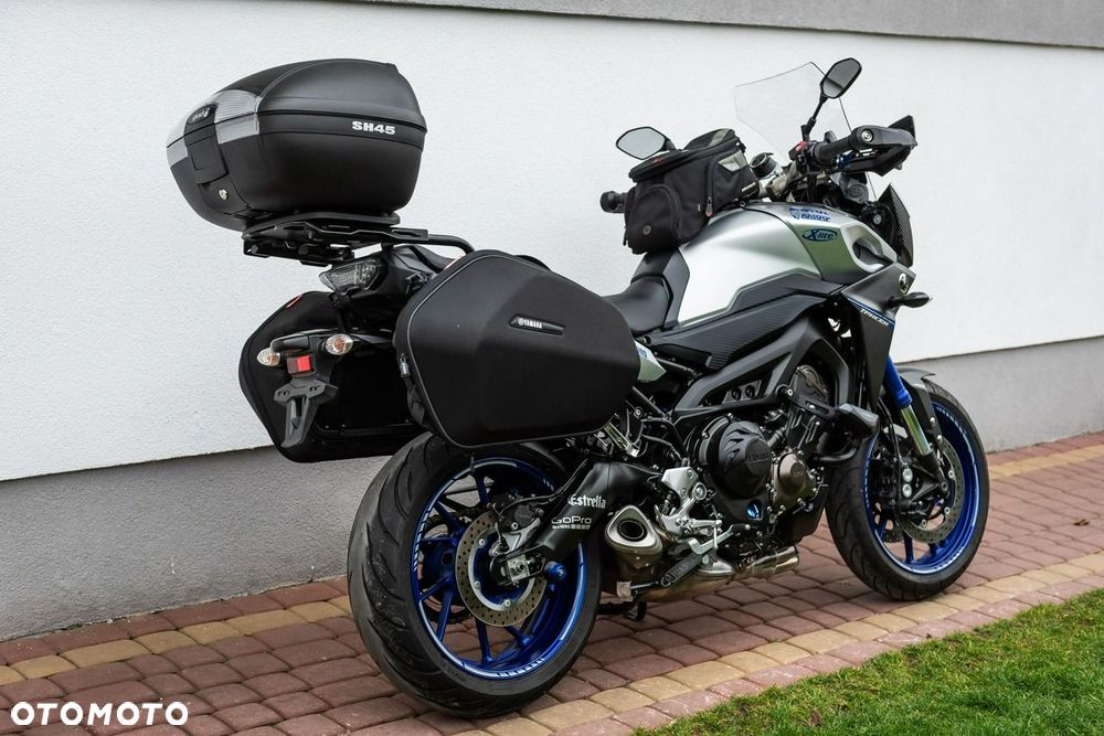 Yamaha MT - 8
