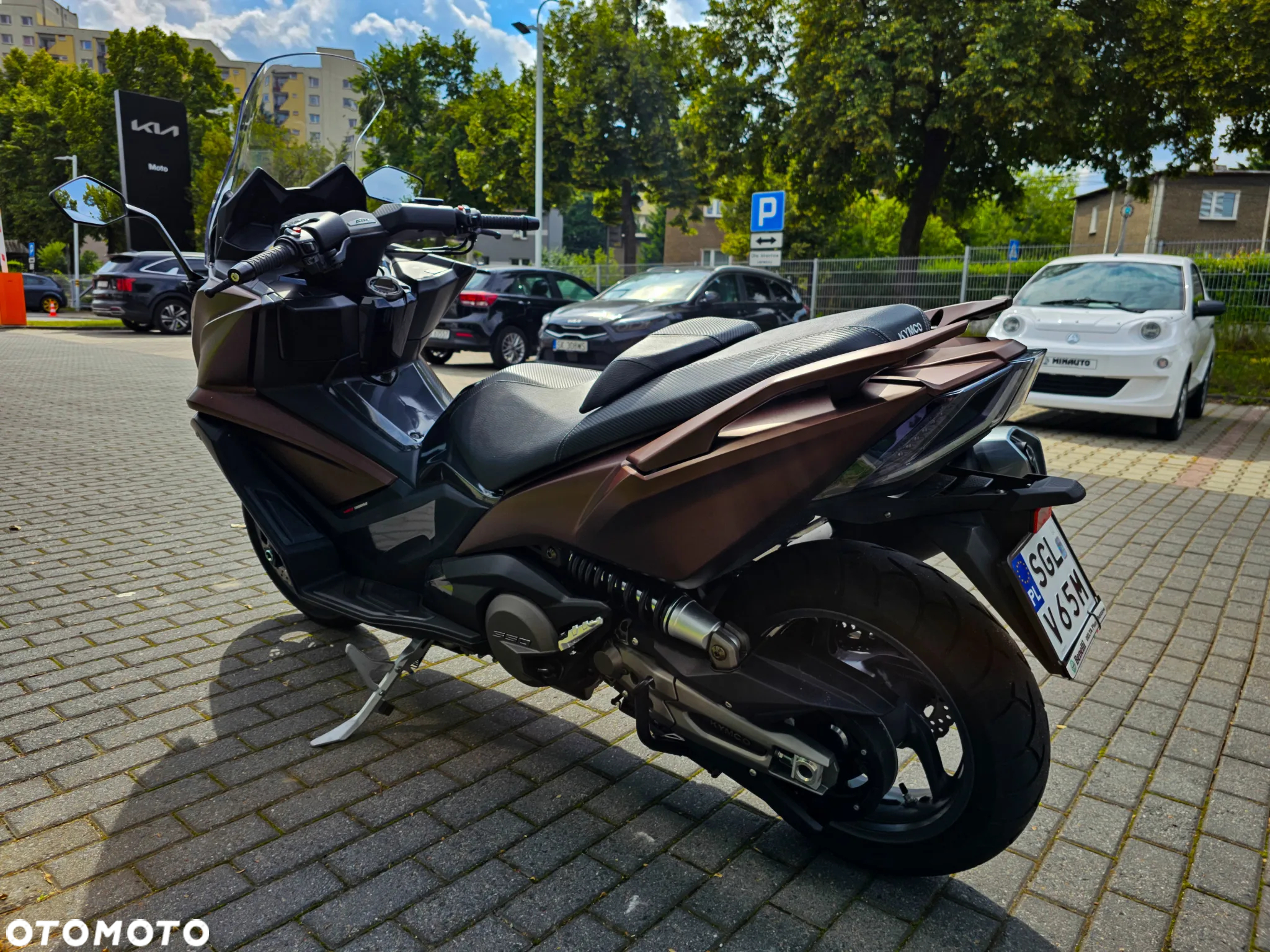 Kymco AK 550 - 5