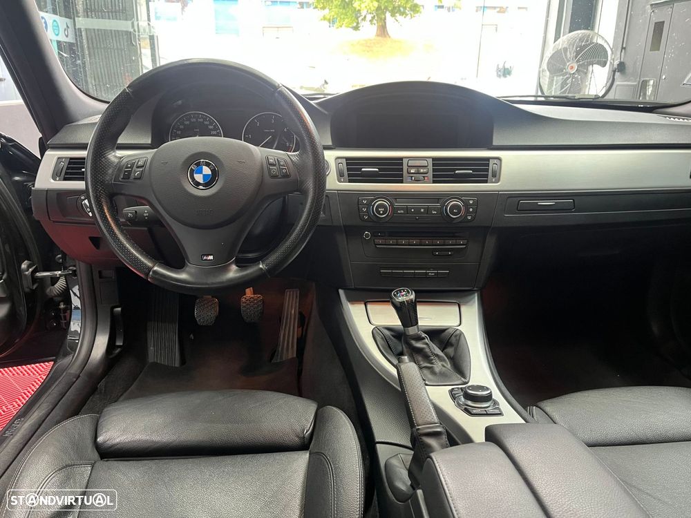 BMW 320 d Navigation - 11