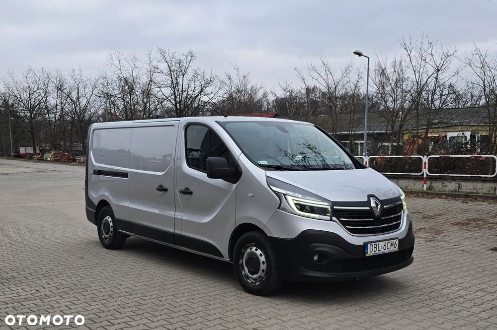 Renault TRAFIC - 1
