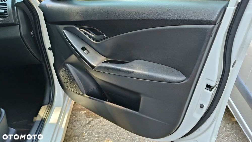 Hyundai ix20 1.6 Trend - 17