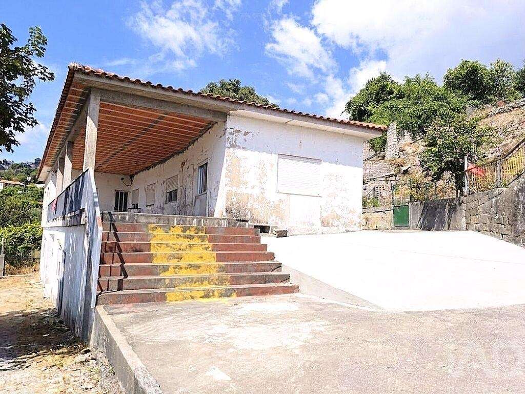 Casa / Villa T5 em Vila Caiz de 310 m2 - Grande imagem: 2/40