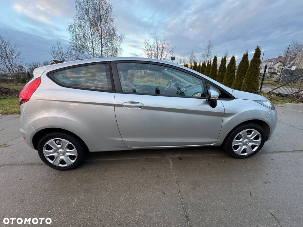 Ford Fiesta 1.25 Ambiente - 18