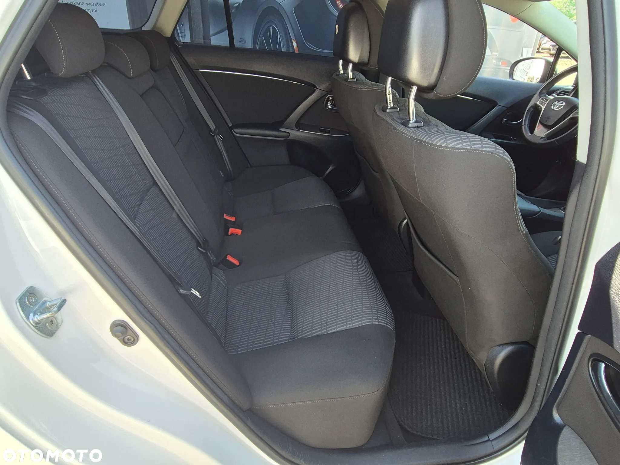 Toyota Avensis 1.8 Selection - 27