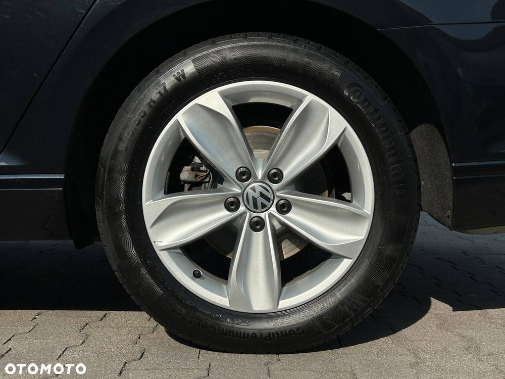 Volkswagen Passat Variant 2.0 TSI Business DSG - 38