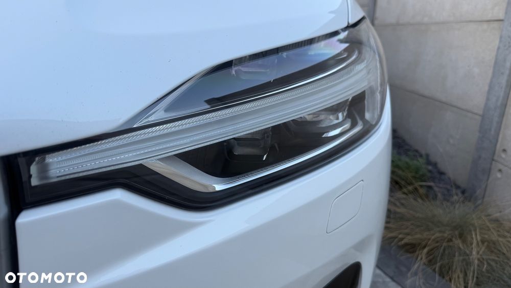 Volvo XC 60 - 21