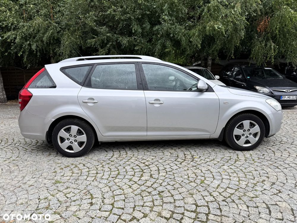 Kia Ceed 1.6 Comfort - 8