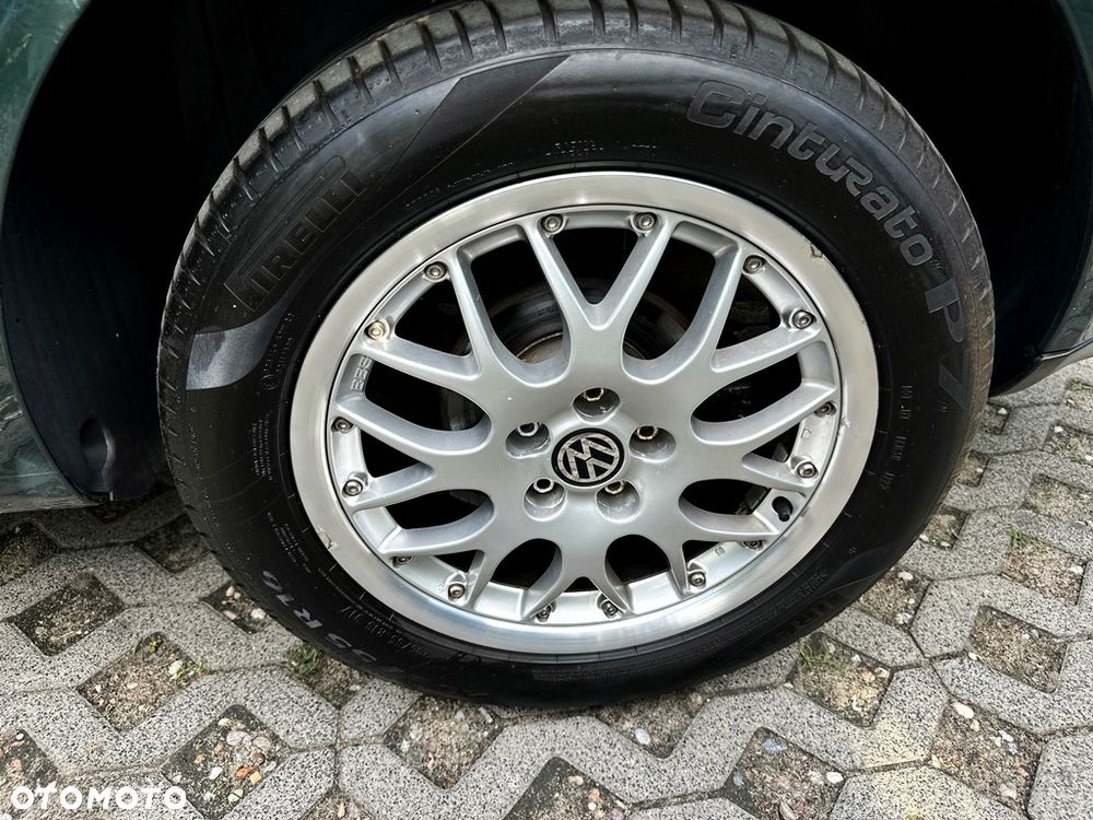 Volkswagen Bora Variant 2.3 V5 - 30
