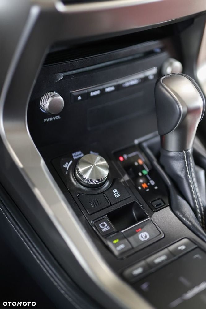 Lexus NX - 22