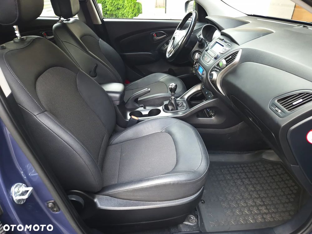 Hyundai ix35 1.6 2WD blue Style - 32