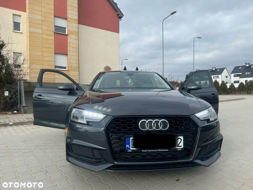 Audi A4 Limousine 40 TFSI S tronic S line - 1