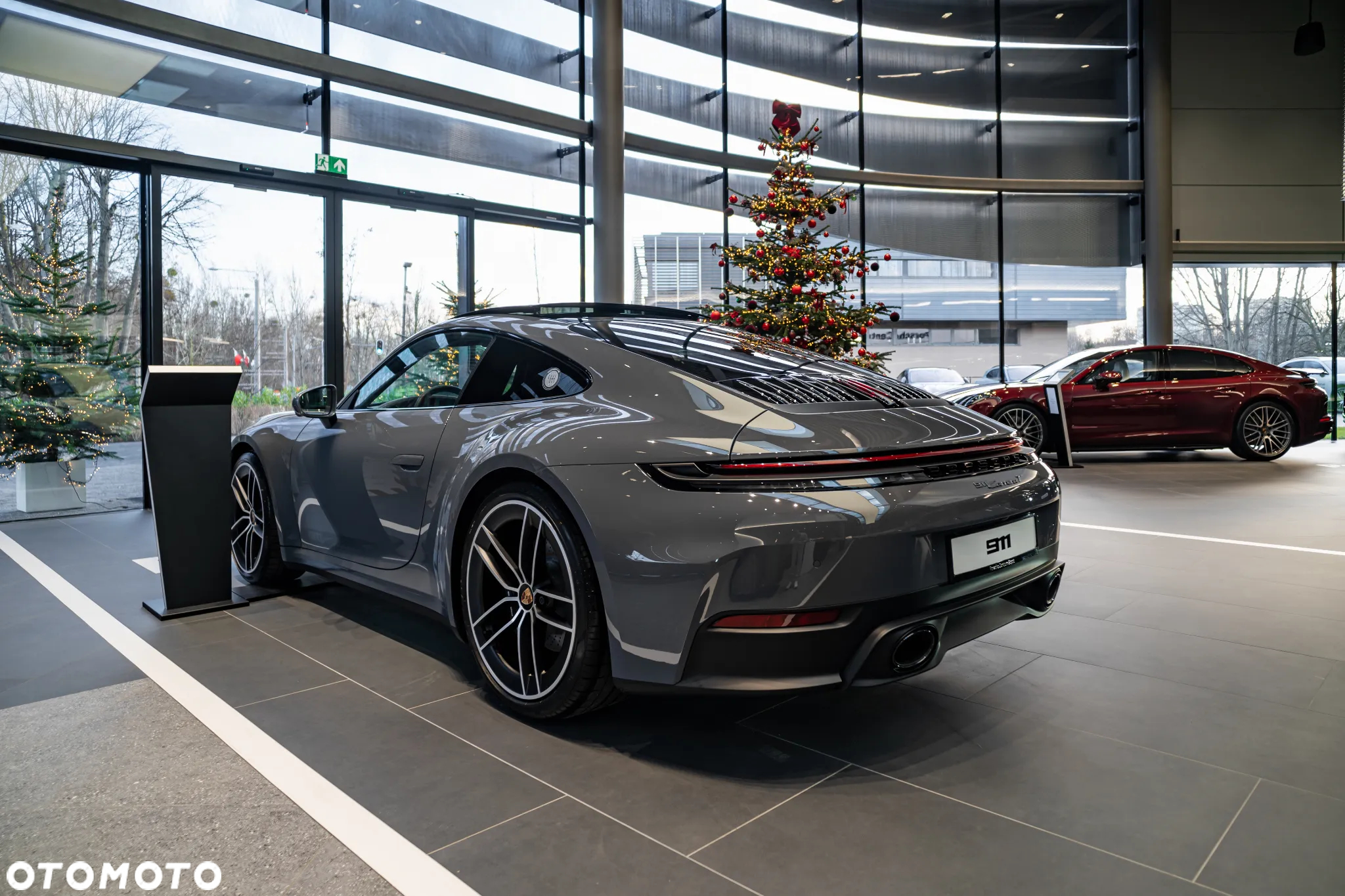 Porsche 911 Carrera T - 4