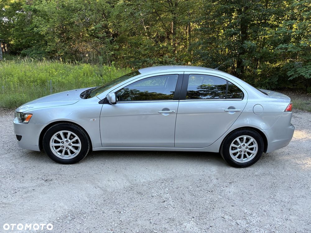 Mitsubishi Lancer 1.6 Invite - 8