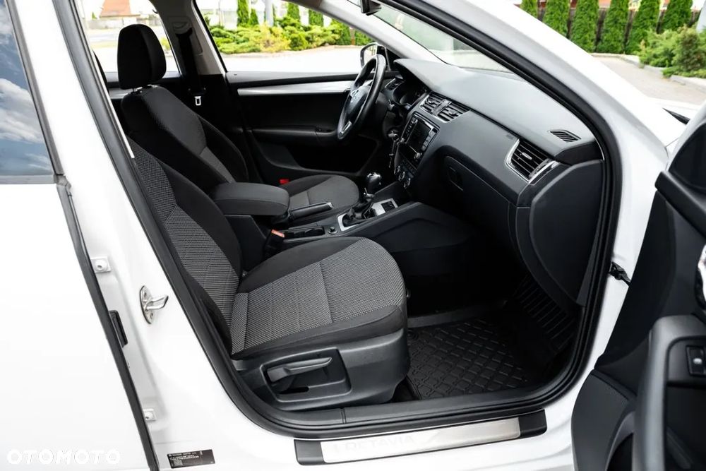 Skoda Octavia 2.0 TDI 4x4 Style DSG - 21