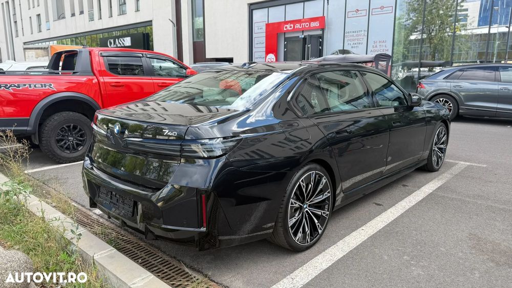 BMW Seria 7 740 xDrive MHEV - 5