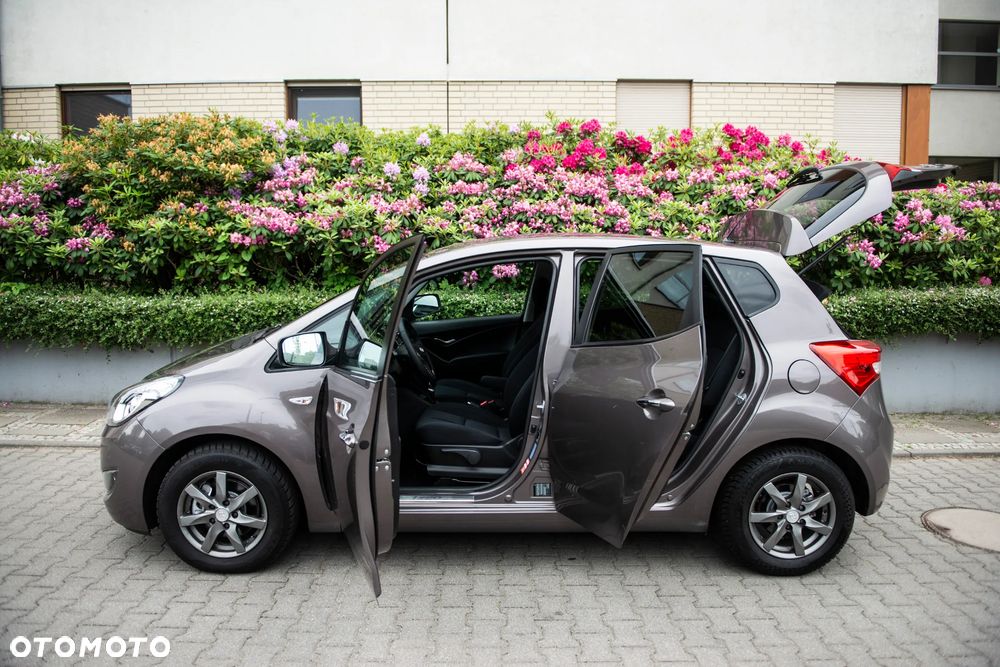 Hyundai ix20 1.4 blue Comfort - 13