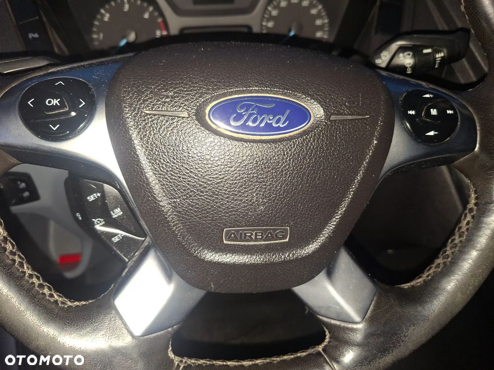 Ford Transit - 17