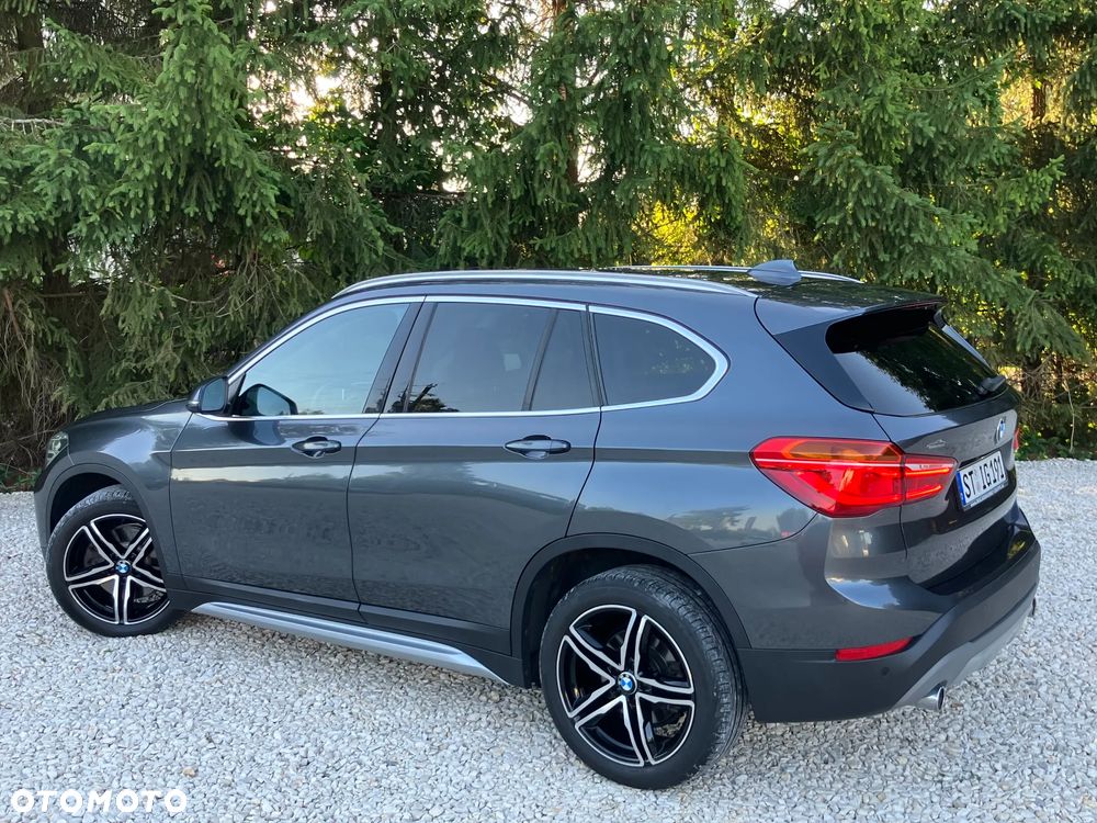 BMW X1 xDrive25d Sport Line - 7