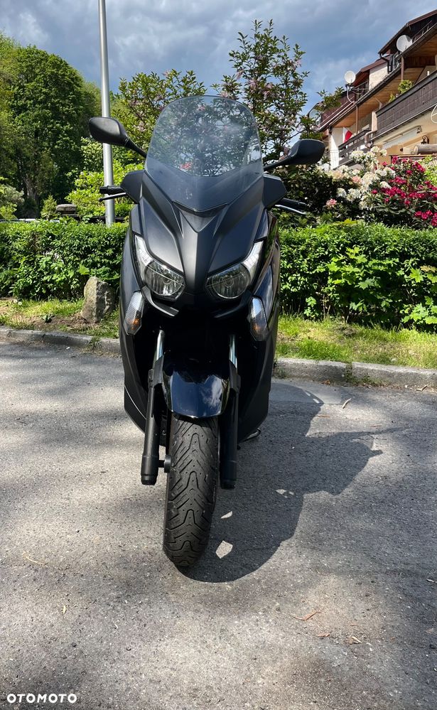 Yamaha X-max - 8
