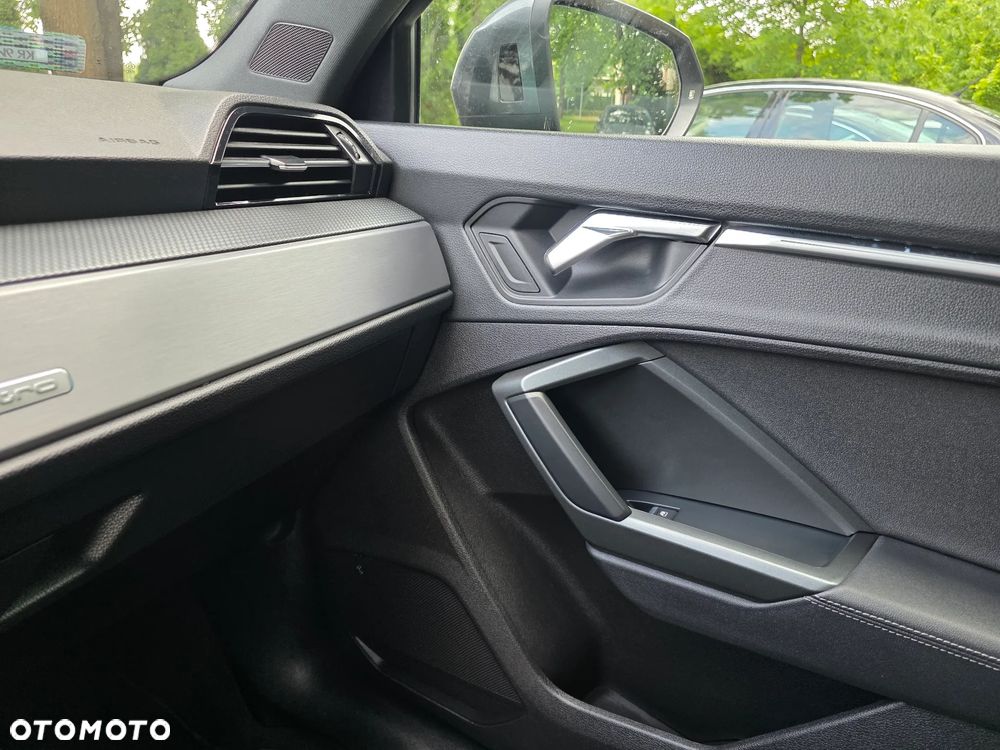 Audi Q3 Sportback 40 TFSI Quattro S-Line S tronic - 20