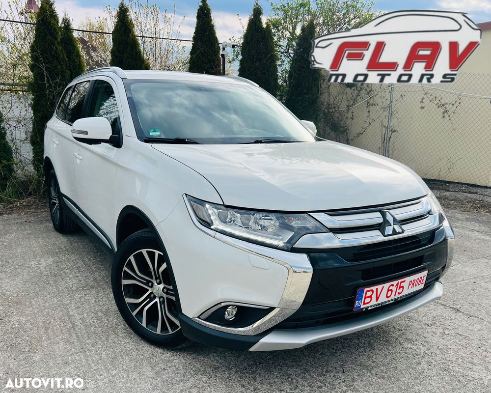 Mitsubishi Outlander 2.2 DI-D 4WD Automatik Intense - 2