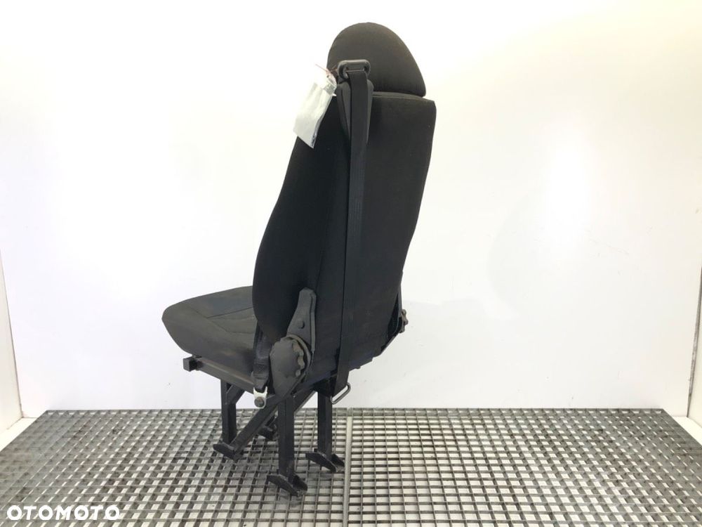 KANAPA FOTEL TYŁ POJEDYŃCZY  MAN TGE Autobus 2017 - 2022 2.0 TDI 130 kW [177 KM] olej napędowy - 5