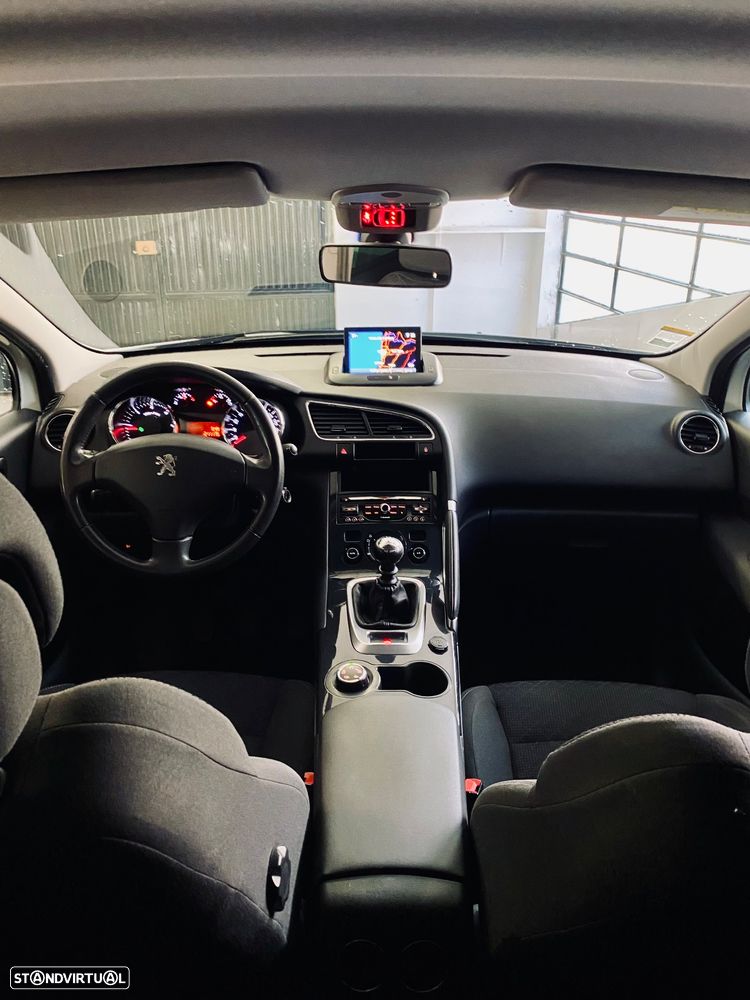 Peugeot 3008 1.6 HDi Allure - 7