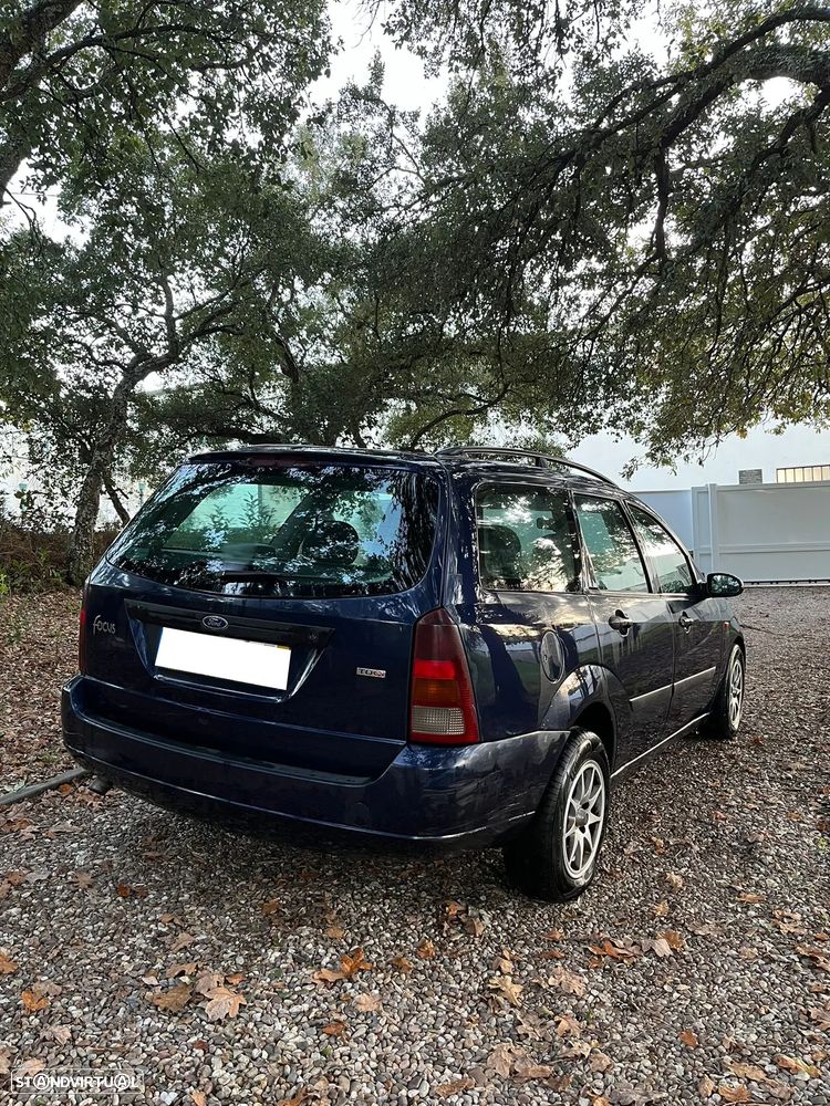Ford Focus SW 1.8 TDdiAmbiente - 4