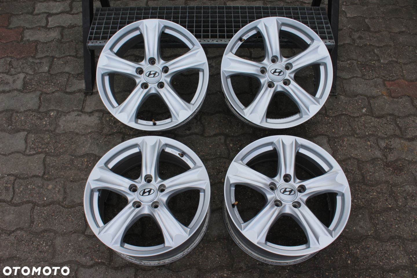 ORYG HYUNDAI 17cali 5x114,3 ET45 7J SANTA FE TUCSON TPMS - 2