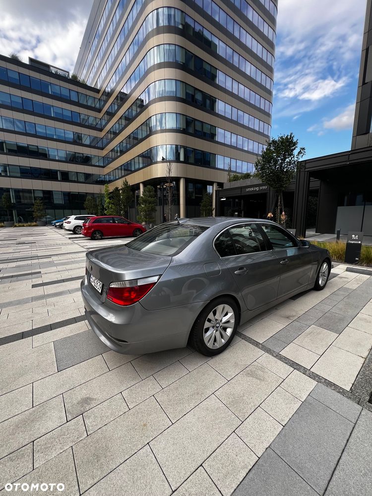 BMW Seria 5 525d - 4