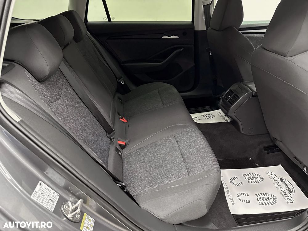 Skoda Superb 2.0 TDI DSG Essence - 18