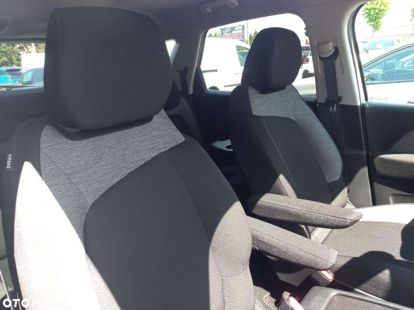 Citroën C4 Picasso - 15