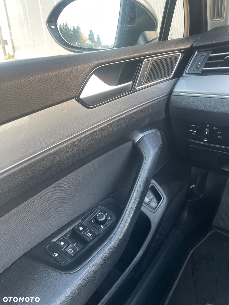 Volkswagen Passat 1.4 TSI BMT ACT Trendline DSG - 9