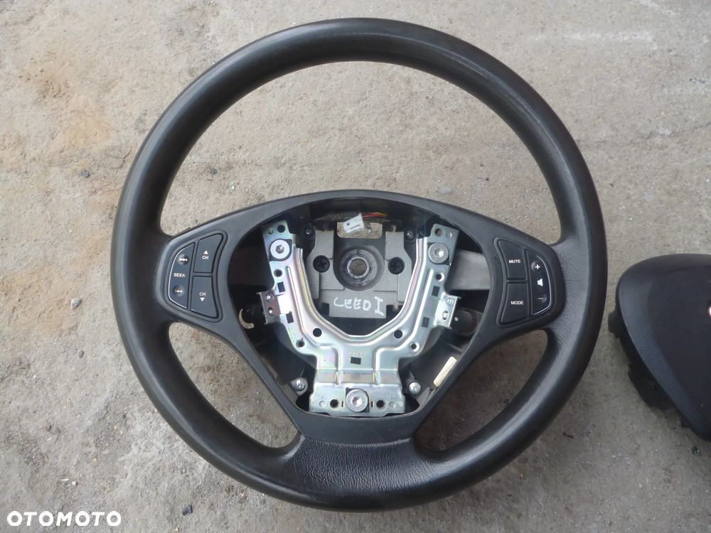 KIA CEED KIEROWNICA WIELOFUNKCYJNA AIRBAG - 2