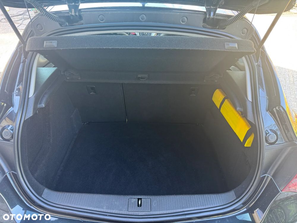 Opel Astra 1.6 Turbo Sport - 7