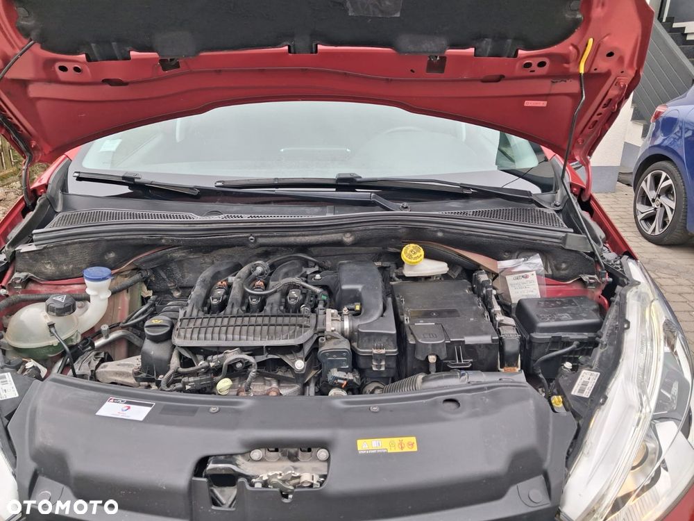 Peugeot 208 PureTech 82 Start & Stop Allure - 24