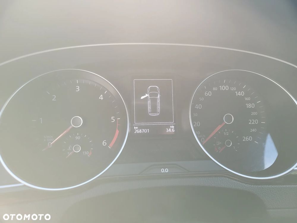 Volkswagen Passat 2.0 TDI BMT Comfortline DSG - 12