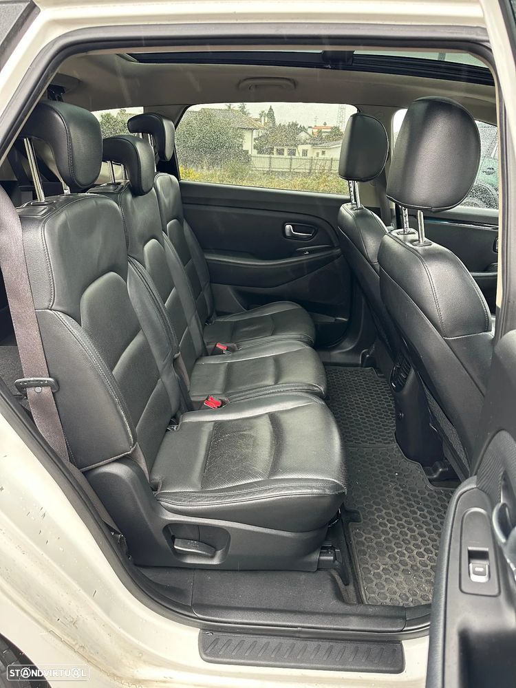 Kia Carens 1.7 CRDi ISG TX Aut. - 11