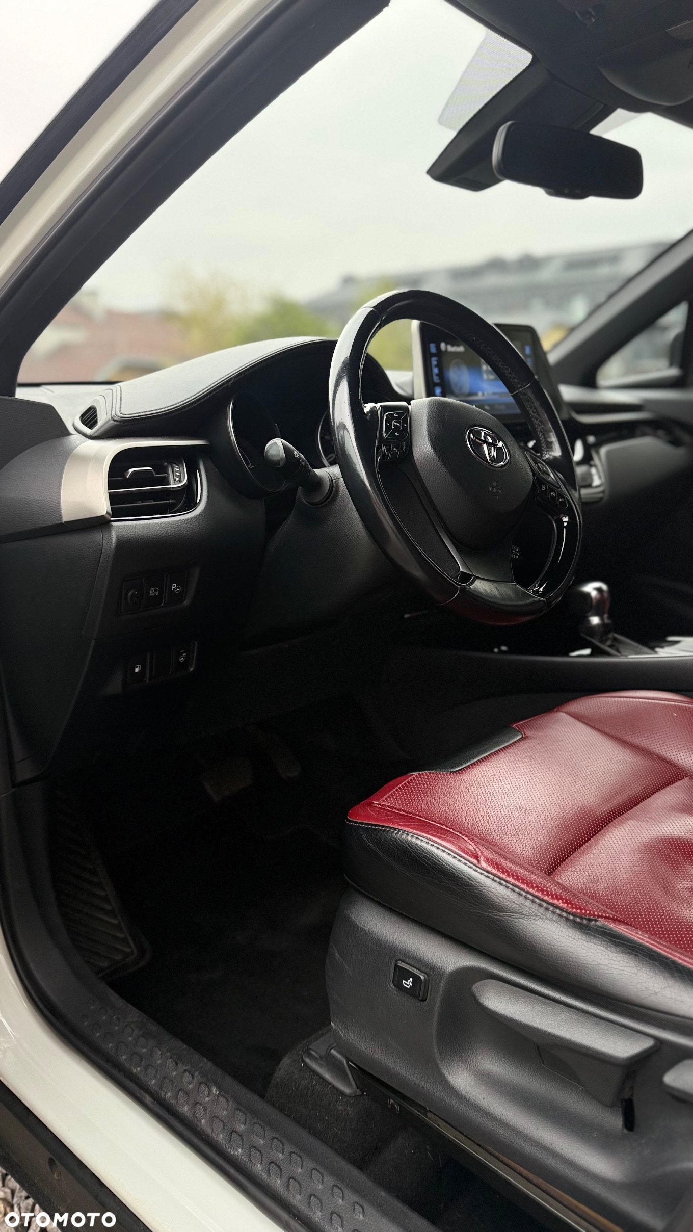 Toyota C-HR 1.8 Hybrid Selection - 12
