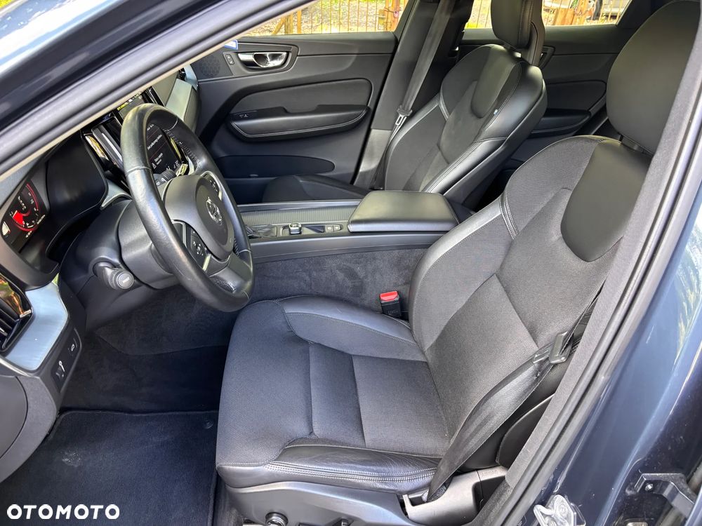 Volvo XC 60 D4 AWD Momentum - 13