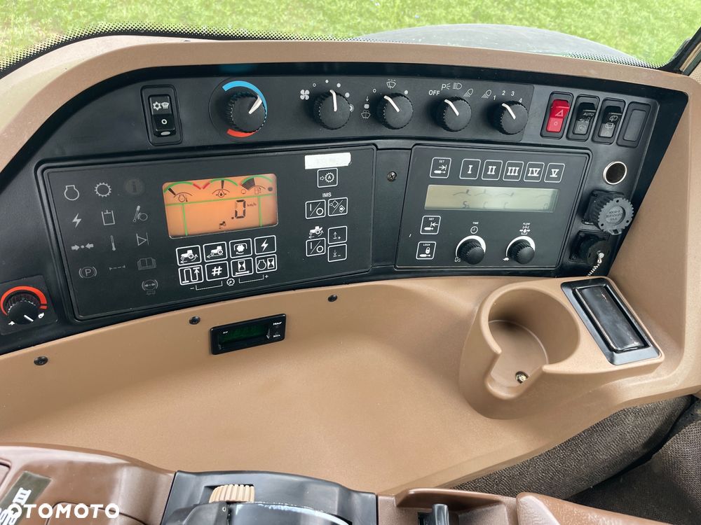 John Deere 8320 - 19