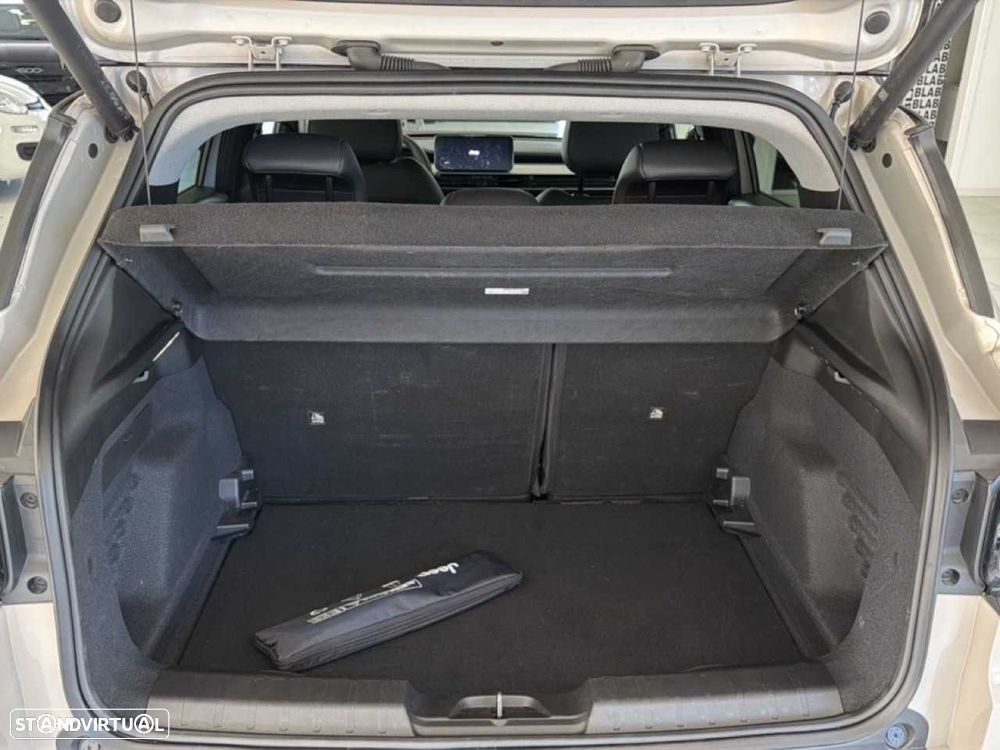 Jeep Avenger 1.2 GSE T3 Summit - 17