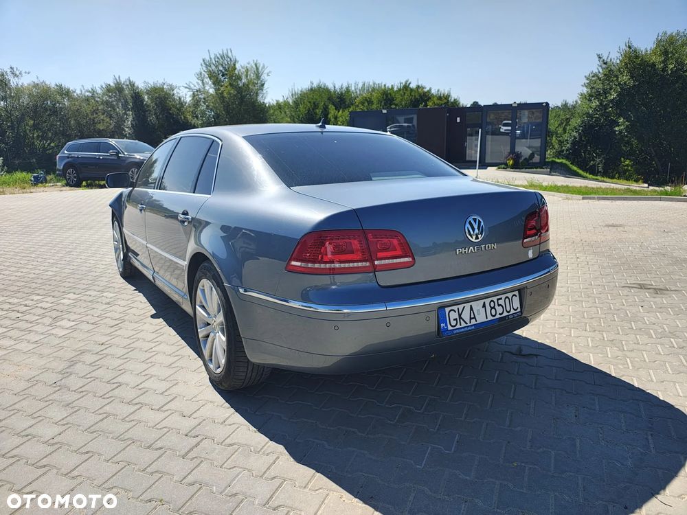 Volkswagen Phaeton 4.2 V8 4MOTION langer Radstand Automatik (5 Sitzer) - 16