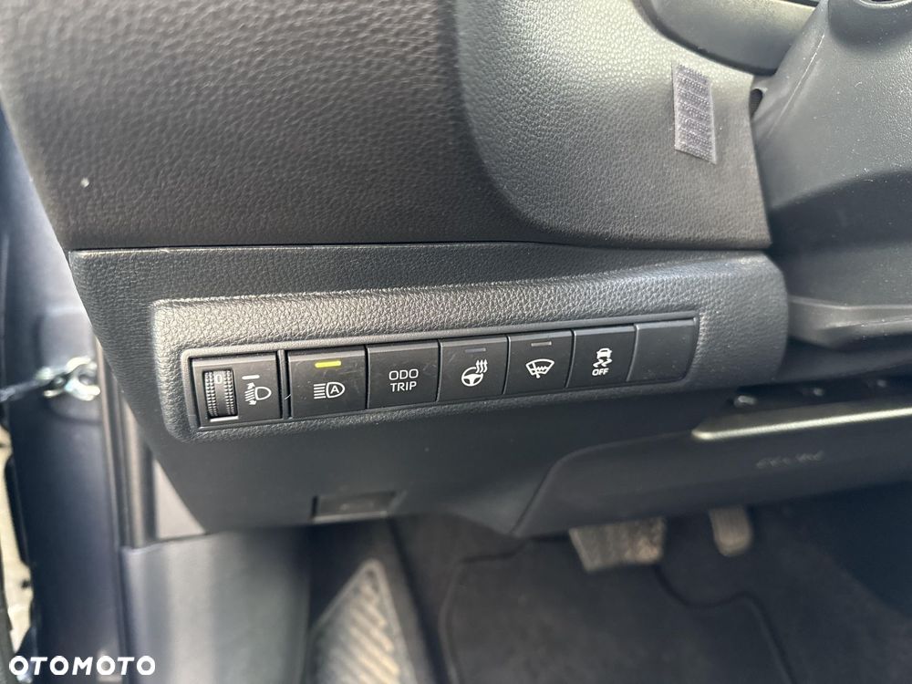 Toyota Corolla 2.0 Hybrid Comfort - 19